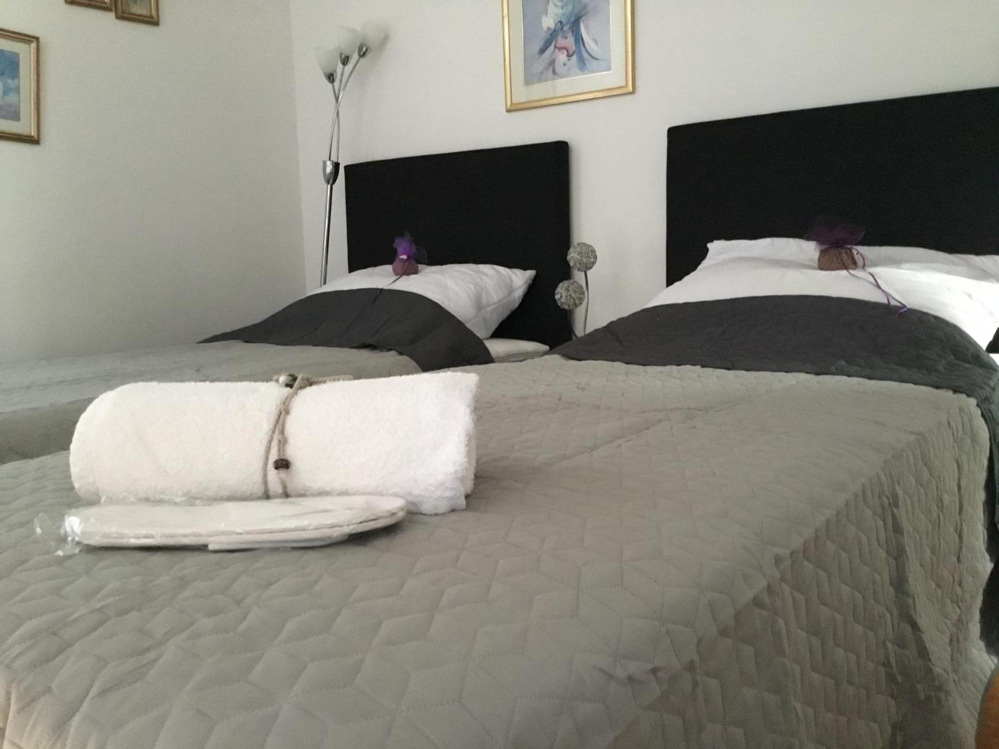 Lavender Hill Hvar Villa - Pool, Jacuzzi,Sauna,Bbq 斯塔里格勒 外观 照片